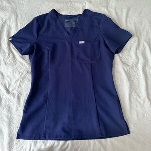 Figs slim Catarina one pocket scrub top